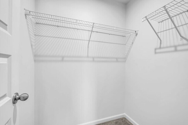 Building Photo - 953 Pleasant Ridge Run