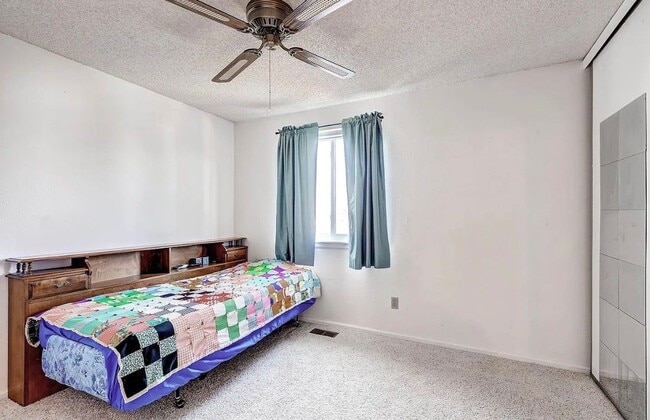 Building Photo - 19461 E Navarro Dr