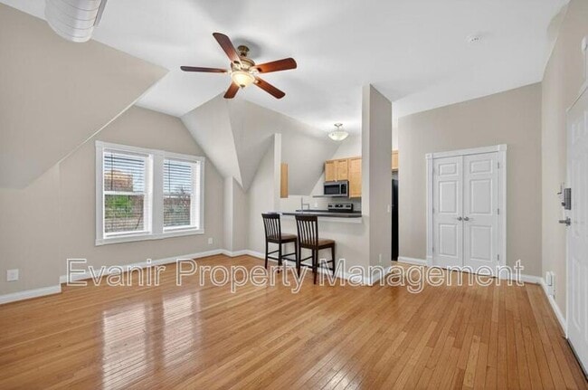 Building Photo - 2151 Fulton Ave