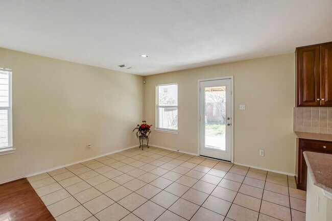 Building Photo - 18231 Valebluff Ln