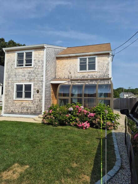 Building Photo - 10 Breakwater Ct