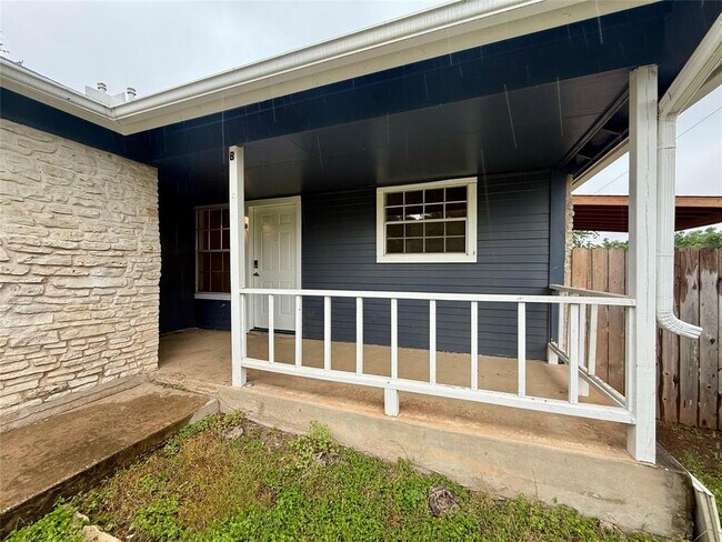 Building Photo - 4507 Dorsett Oaks Cir