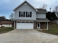 Building Photo - Maryville 37803 - Coming Soon! 3 bedroom 2...