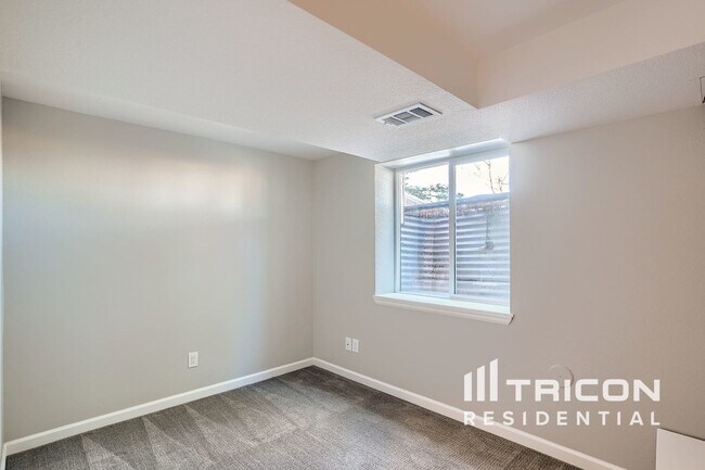 Building Photo - 19431 E Princeton Pl
