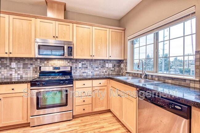 Building Photo - 8712 NE Delamere Way