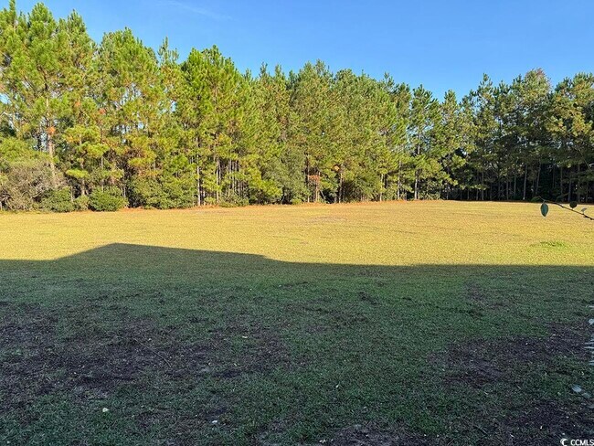 Building Photo - 1060 Fairway Ln