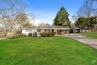 Building Photo - 412 Hood Rd