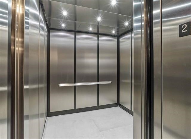 Building Photo - 250 AVENUE E