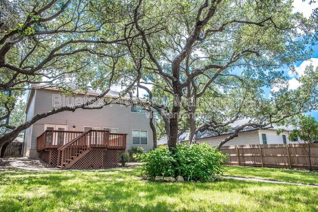 Building Photo - 225 Samantha Dr