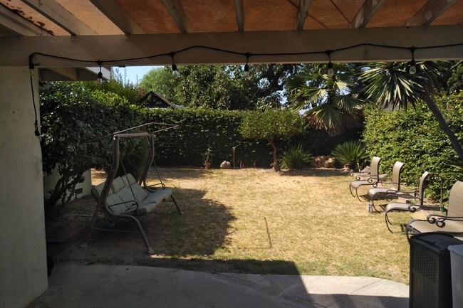 Building Photo - 11621 Susan Ave