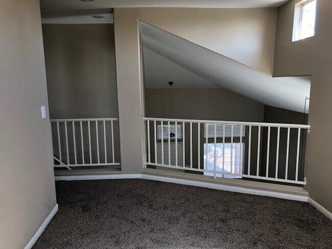 Building Photo - 4808 Lupita Ct