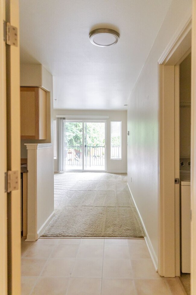 Interior Photo - RM Rosemont Apartments