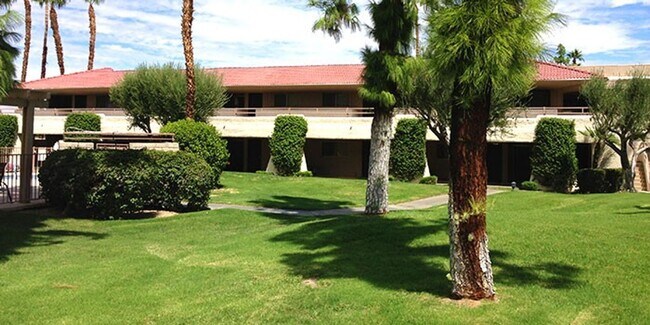 Building Photo - Stylishly 1-Bedroom Condo in Palm Springs ...