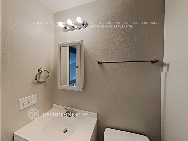 Building Photo - 13016 Grove Cir