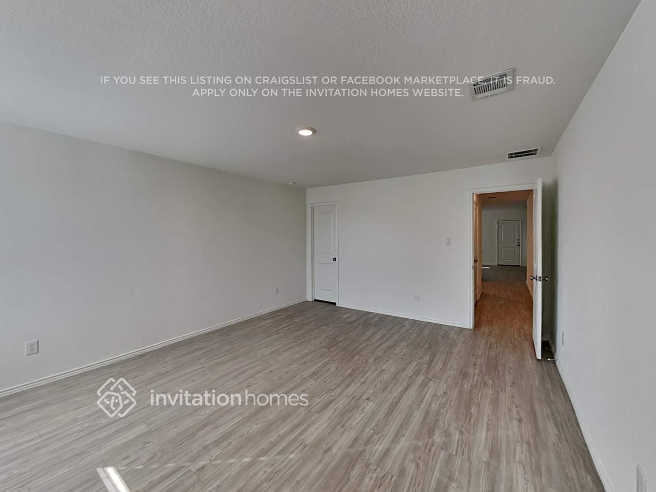 Building Photo - 5933 Antonio Pl