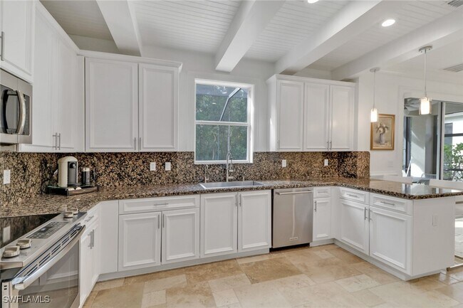 Building Photo - 10213 S Silver Palm Dr