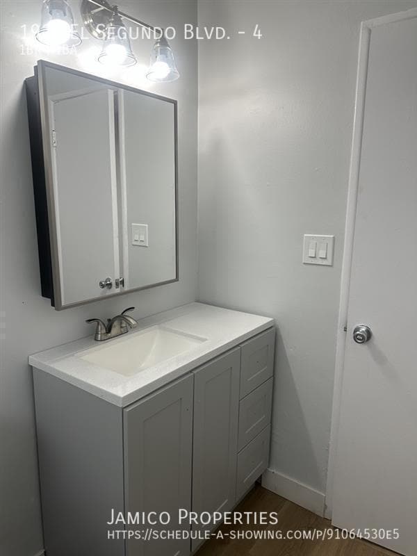 Building Photo - 1926 W El Segundo Blvd