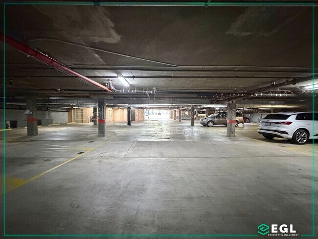 Building Photo - 16123 W Sunset Blvd