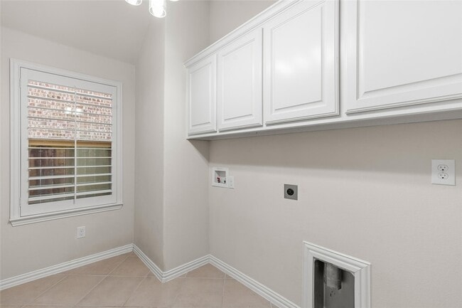 Building Photo - 1734 Morning Mist Way