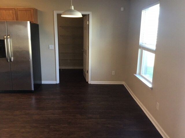 Building Photo - 419 Flint Dr