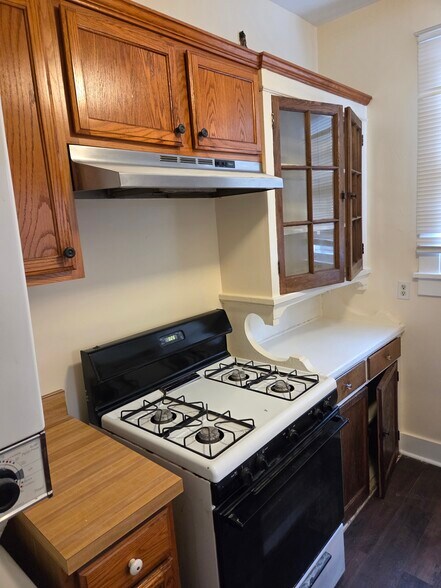Building Photo - 8128 Pritchard Pl