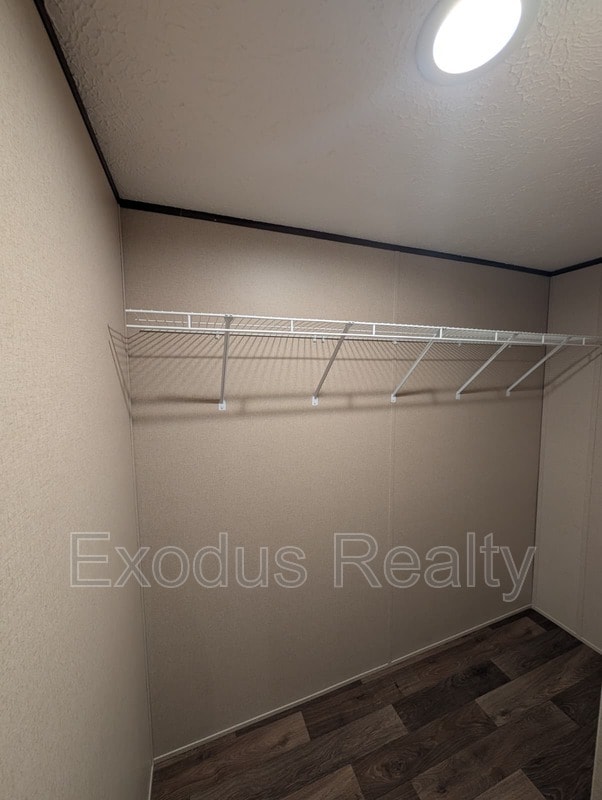 Building Photo - 20 Gibbs Rd