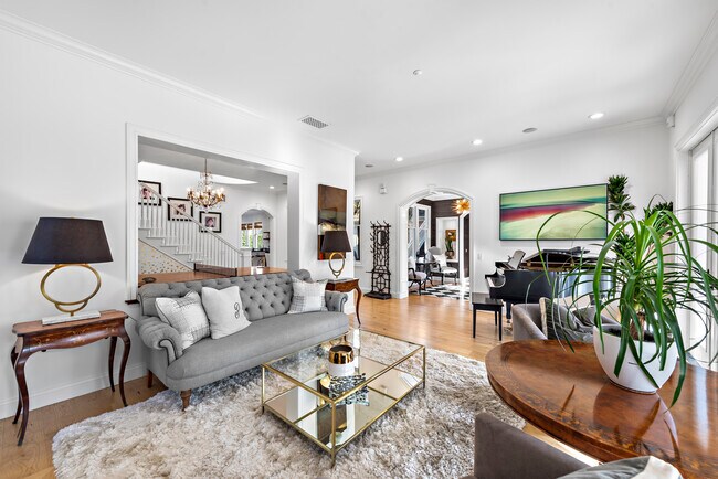 Building Photo - 20 Cape Danbury