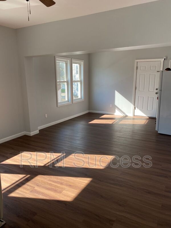 Building Photo - 591 Fourth Street