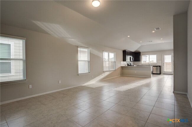 Building Photo - 171 White Dunes Dr