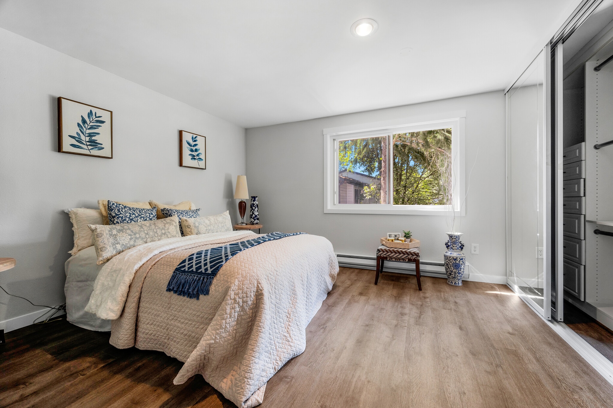 Building Photo - 105 146th Ave SE