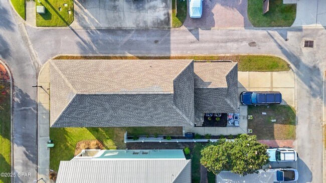 Building Photo - 408 Savannah Park Way