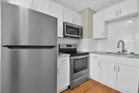 Building Photo - 3 Bedroom Home For Rent