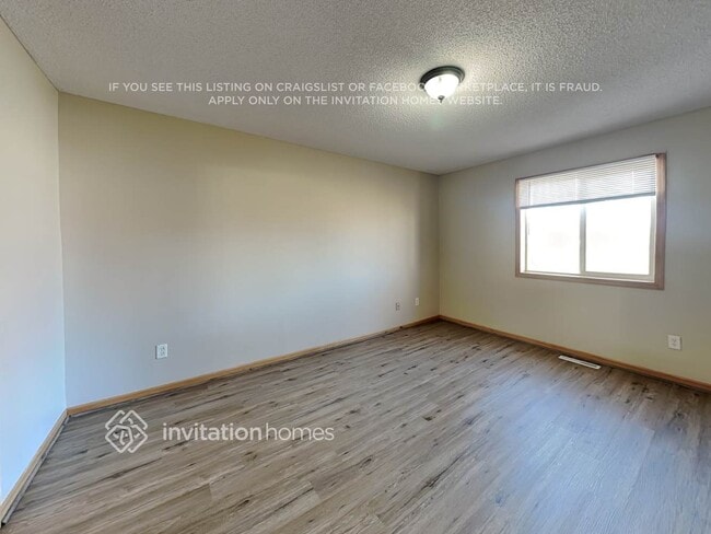 Building Photo - 6382 Marshall Ave NE