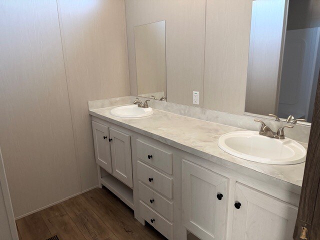 Building Photo - 129 Ponderosa way