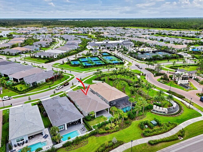 Building Photo - 9901 Regency Wy