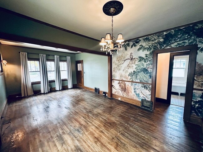 Building Photo - Charming 2-Bedroom Home w/ Finished Loft, ...