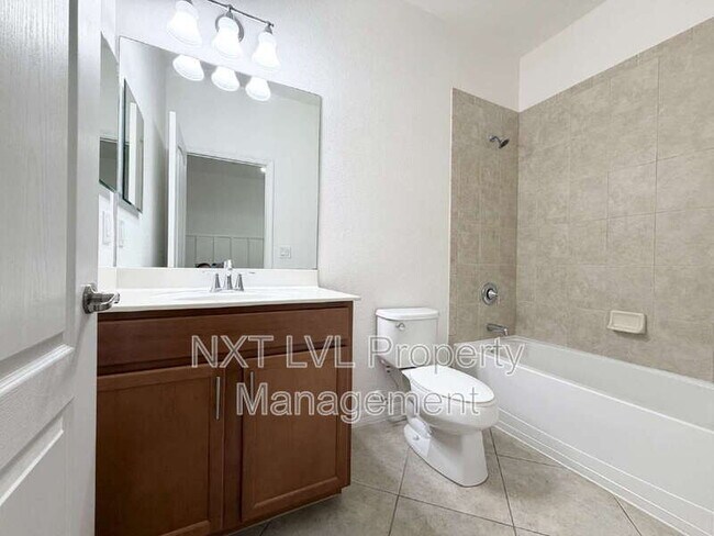 Building Photo - 9453 River Otter Dr