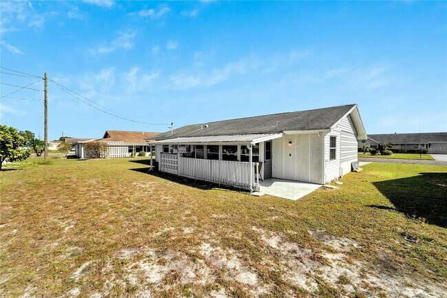 Building Photo - 1216 Hacienda Dr