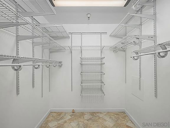 Building Photo - 620 State St