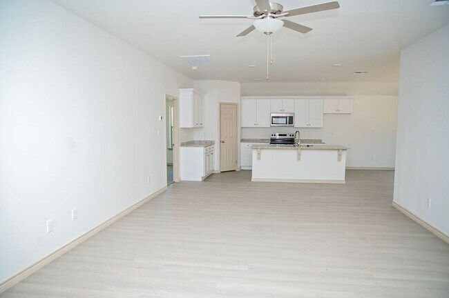 Building Photo - Now Leasing! New Silver Leaf Home with 3 B...