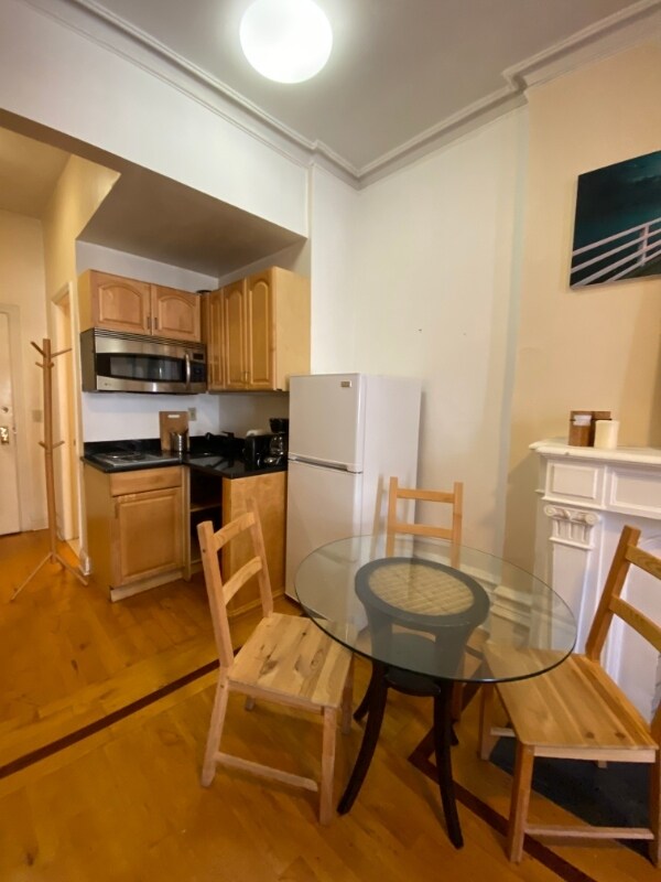 Building Photo - 238 Madison Ave