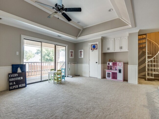 Building Photo - 4593 Adrian Way