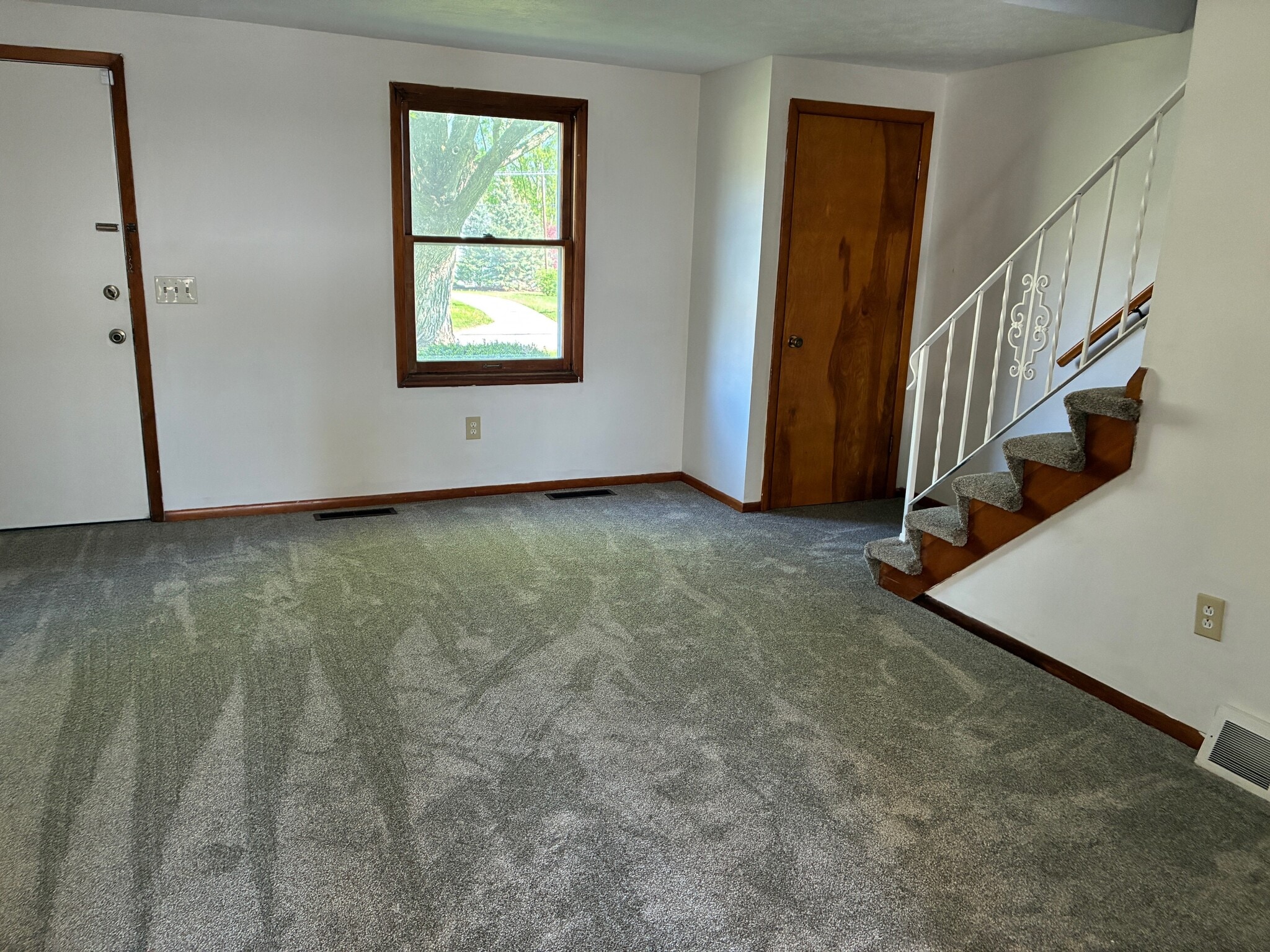 Building Photo - 7704 Hills and Dales Rd NW