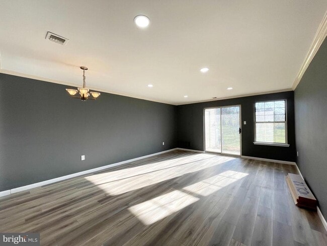 Building Photo - 125 Allem Ln
