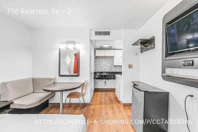 Primary Photo - Newly remodeled modern Studio + 1 Bath + P...