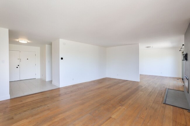 Building Photo - 3BR/2.5BA Mills Estates Home + Bonus Room | Bay Views, Yard & 2-Car Garage | YouTube Tour