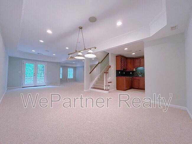 Building Photo - 280 Graystone Way