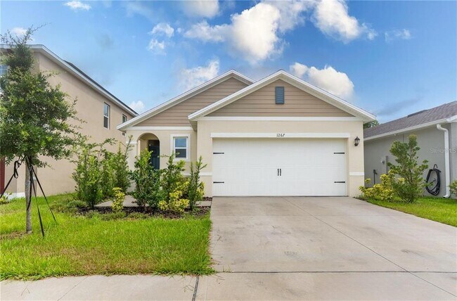 Primary Photo - 1267 Berry Ln
