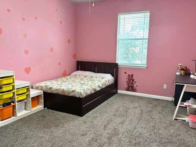 Building Photo - 609 Arrowhead Trail