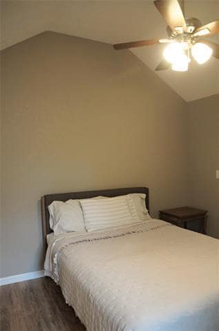 Building Photo - 515 S Taylor St